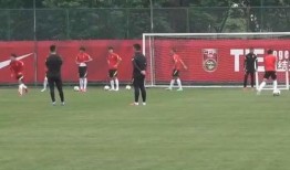 国足记者爆料新闻视频,最新爆料新闻视频内容大揭秘